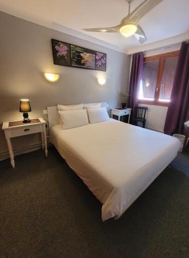Hotel Les Glycines Prades  Eksteriør billede